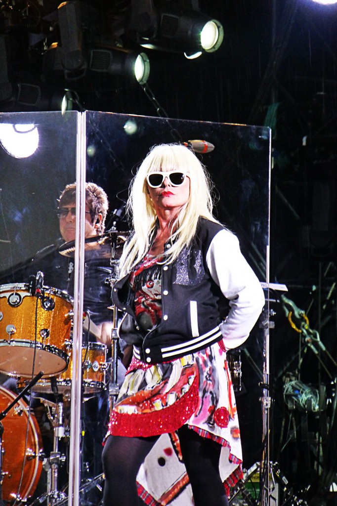 Debbie Harry Blondie singer music band on stage Rock en Seine Festival concert France photo by United States of Paris blog
