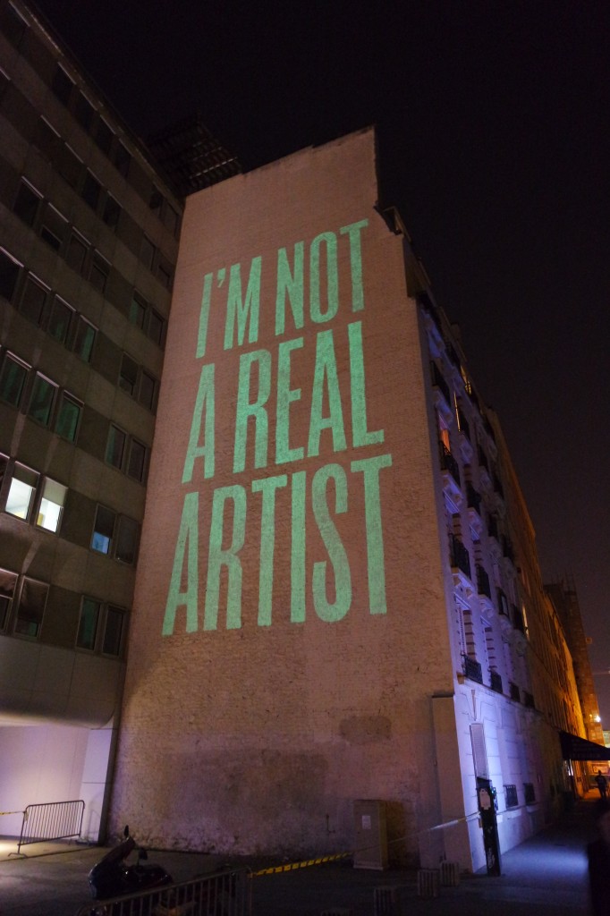 Im-not-a-real-artist-by-Spy-street-art-spain-mur-Rue-du-Chevaleret-Nuit-Blanche-2014-Paris-United-States-of-Paris-blog